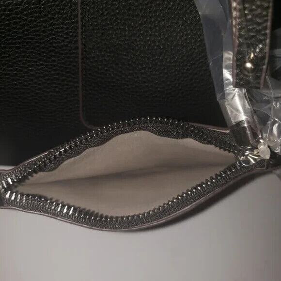 Tahari NWT Pebbled Shoulder Bag Wristlet Black Travel Tote Structured Elegant - Picture 9 of 14